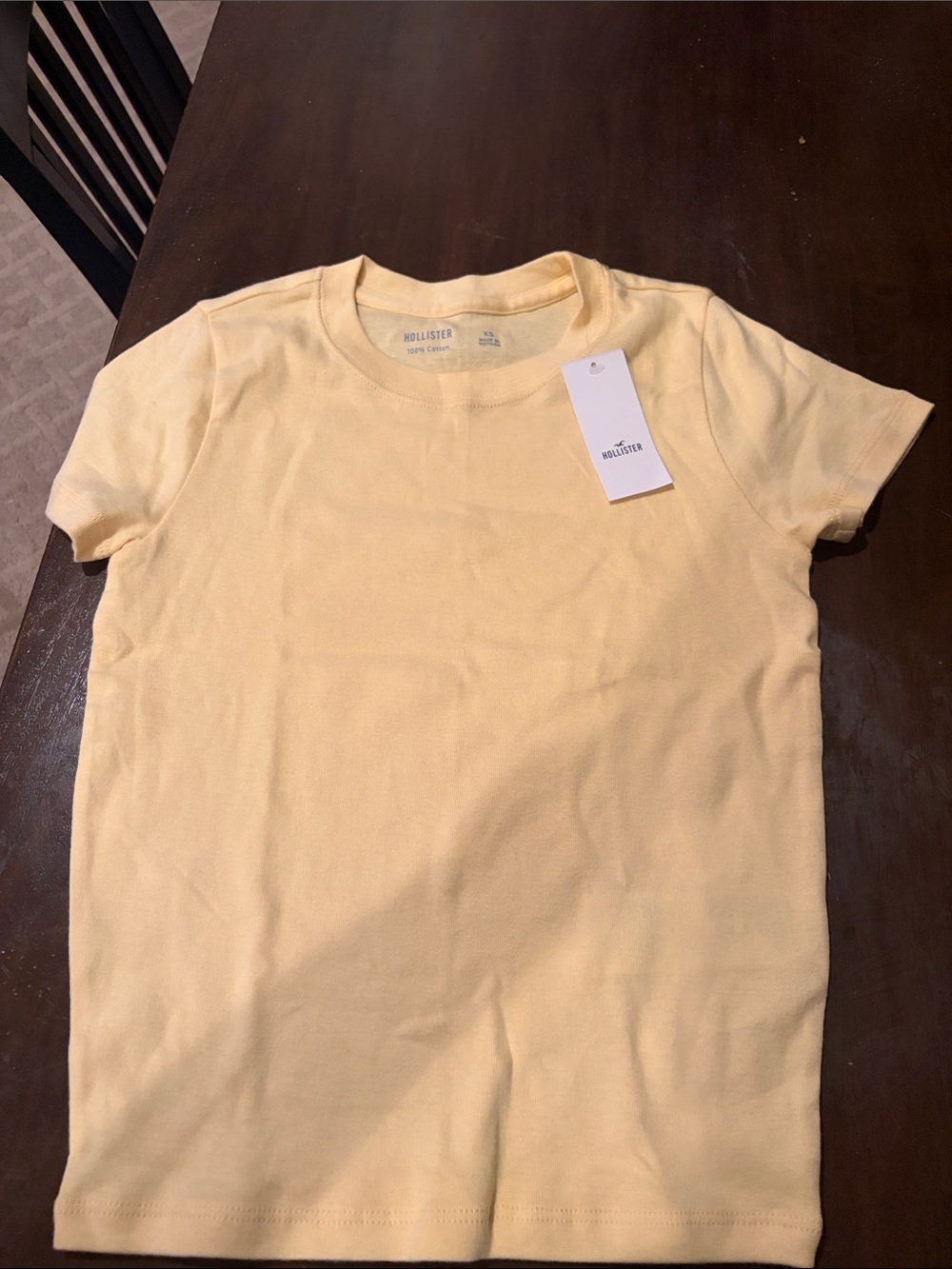 NWT Hollister Women’s Yellow T-Shirt Size XS